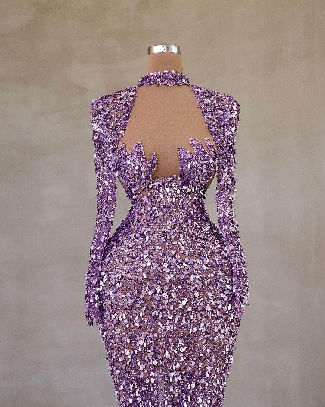 Gorgeous Purple Sequined Merma - đánh giá và giá Briar Cosplay Prop